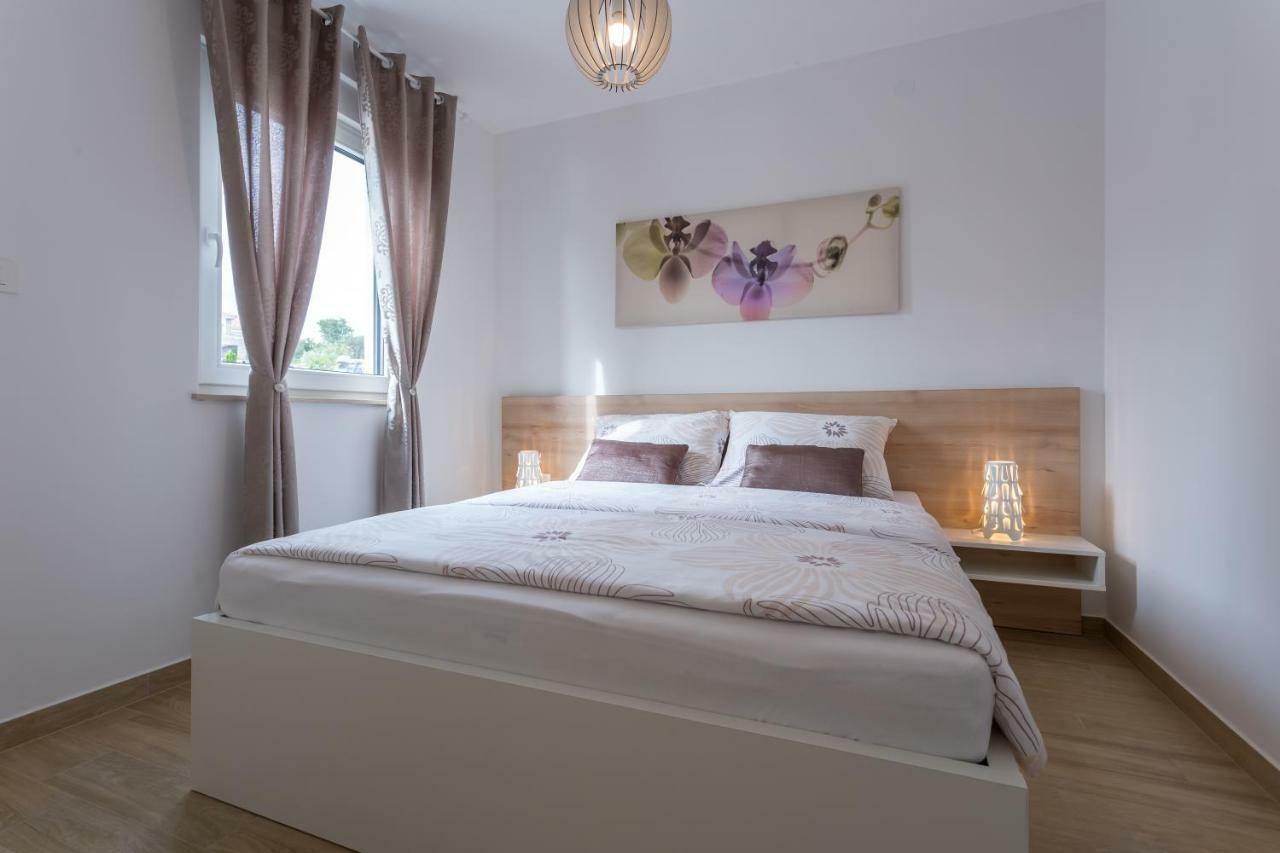 Apartment Elegance Krk Town Kültér fotó